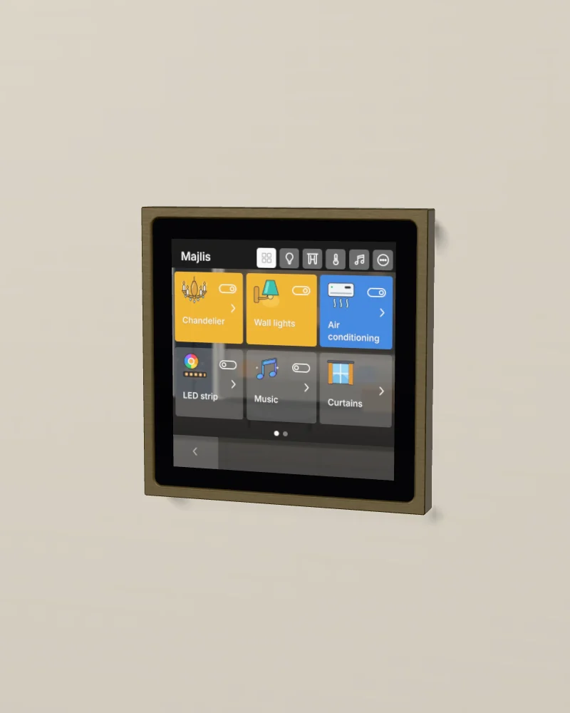 4 SQ room controller in Bronze