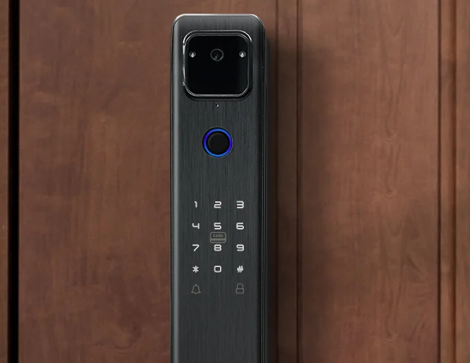 Akubela SL50 smart lock: the outside body on a door, Akubela's picture