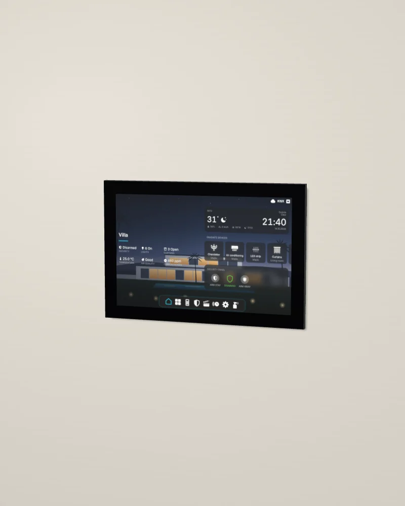 Edge 10 in Black